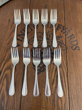 Stainless Steel Dinner Forks - Silver (Set of 10)